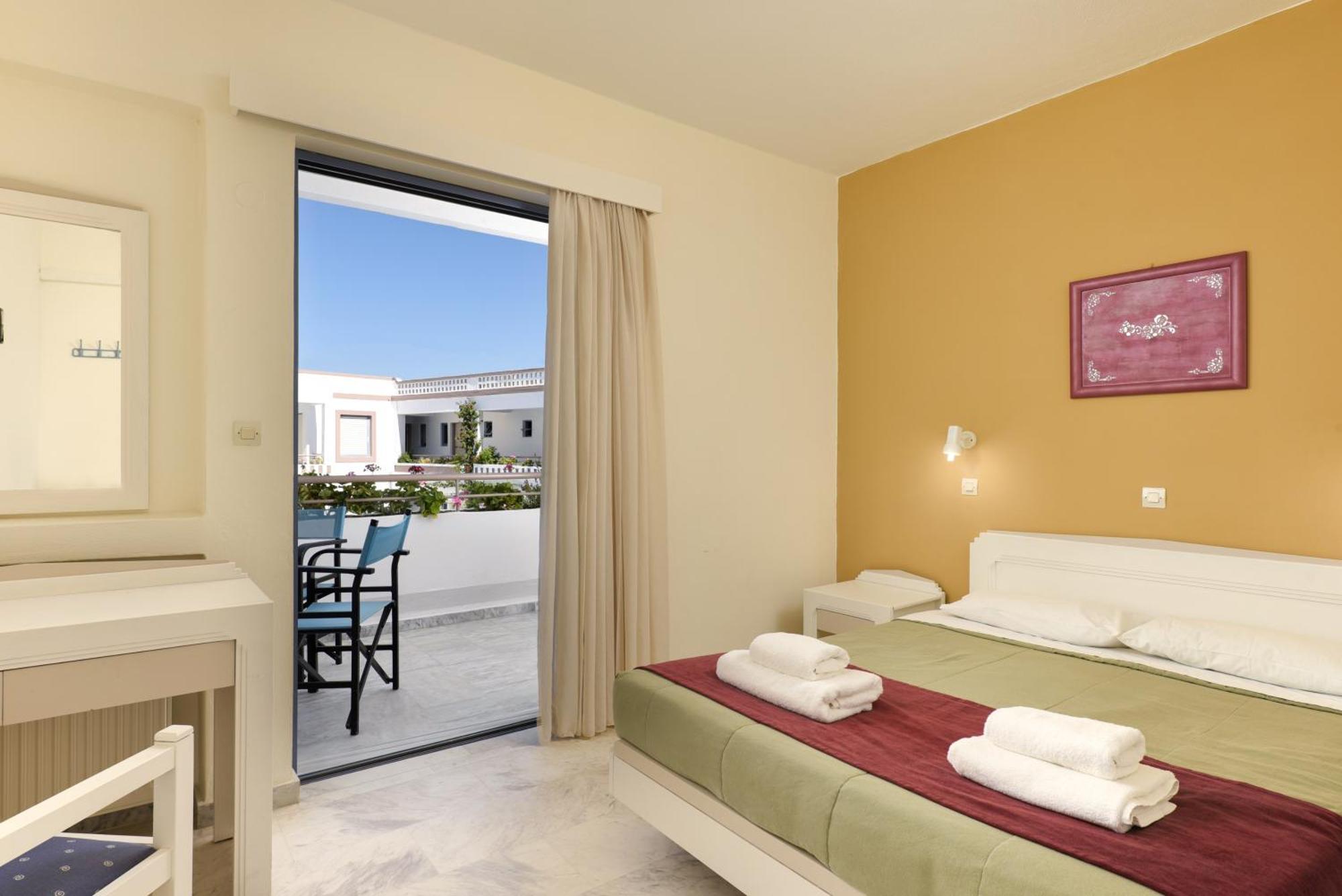 Ariadne Hotel Platanes  Zimmer foto