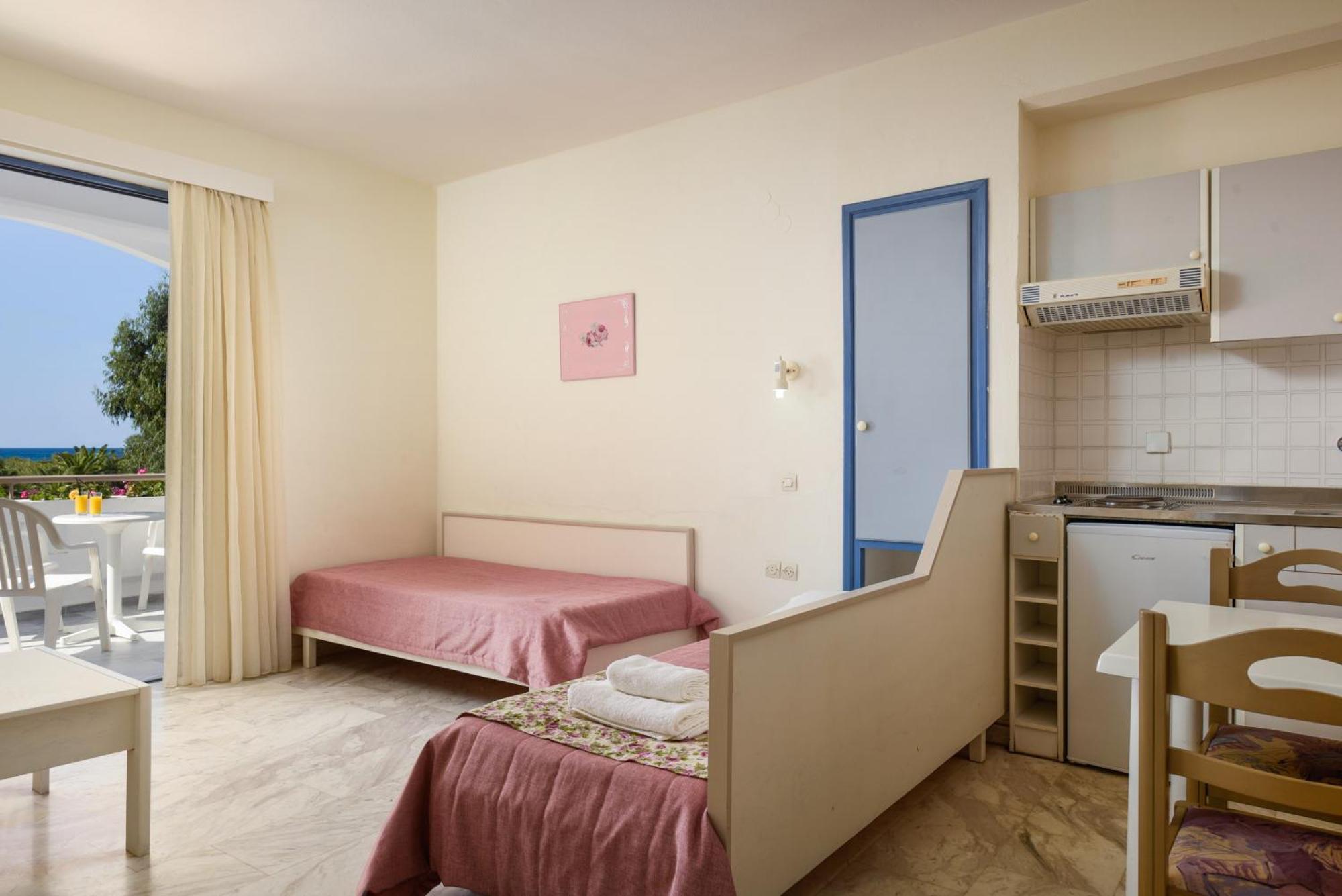 Ariadne Hotel Platanes  Zimmer foto